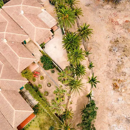 Pe N' Areia House